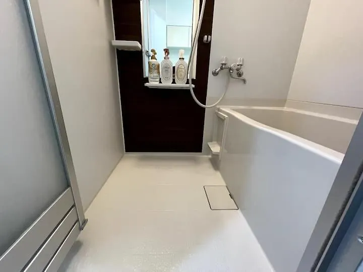 Nishi-Ike Apartment Room 2 Tokyo